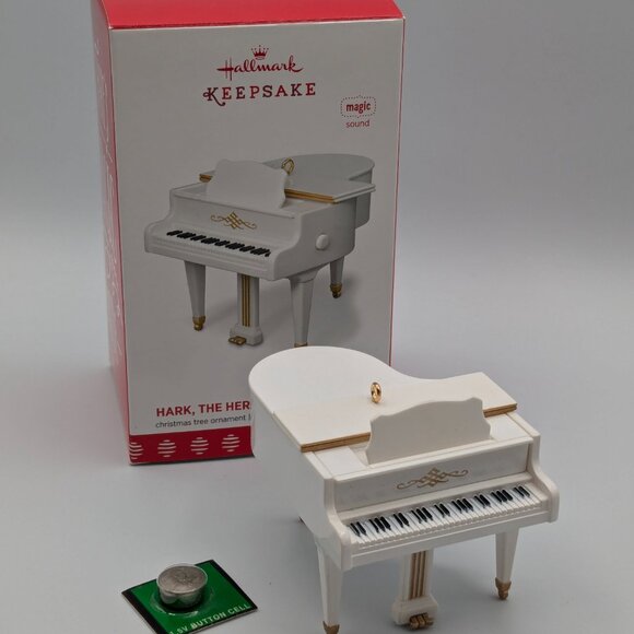 Hallmark Keepsake Hark, The Herald Angels Sing! 2017 Piano Ornament Magic Sound - Picture 2 of 12
